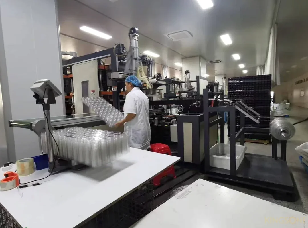 Operaci&oacute;n de control y producci&oacute;n de materiales de packaging